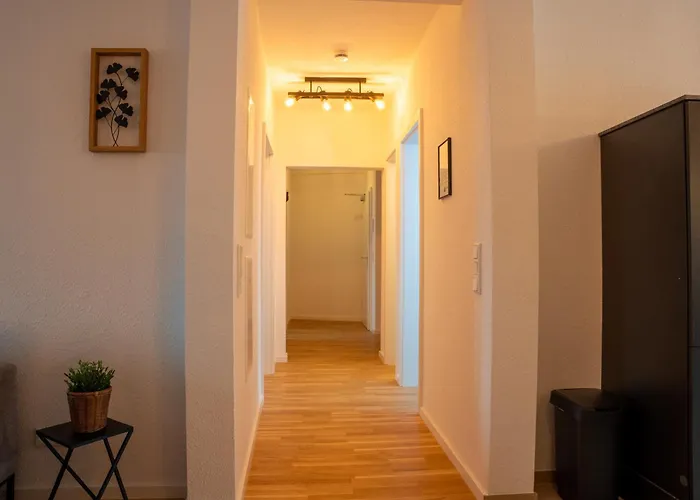 Schlossberg Residences - Design City-Apartment Im Herzen Der Weinstrasse