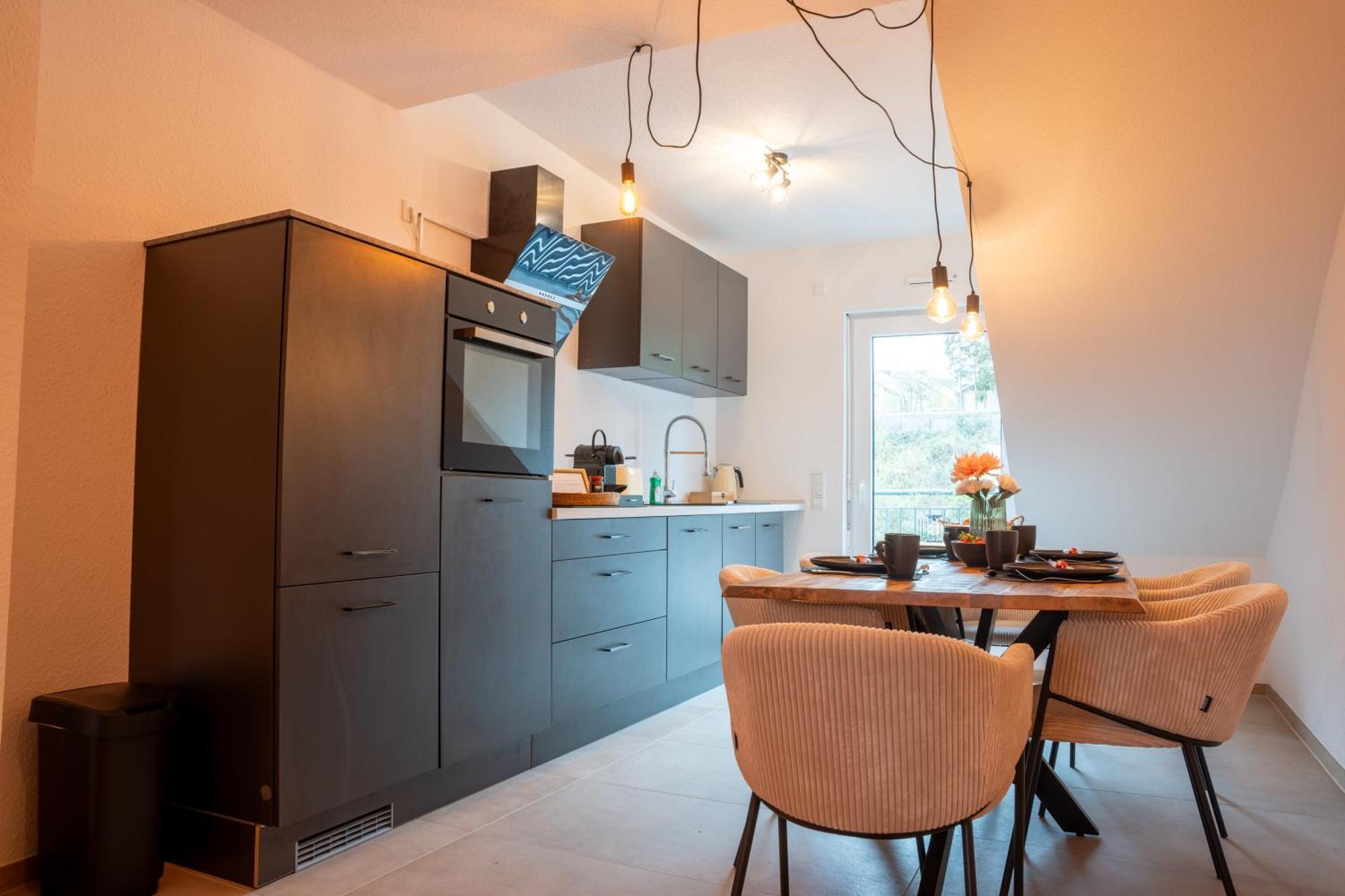 Schlossberg Residences - Design City-apartment Im Herzen Der Weinstrasse Apartment Neustadt an der Weinstraße