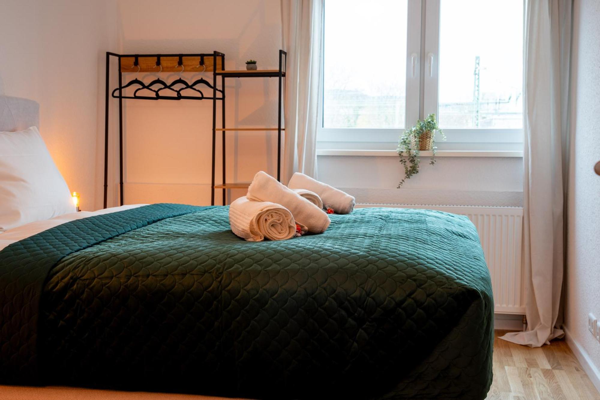 Schlossberg Residences - Design City-apartment Im Herzen Der Weinstrasse Apartment *